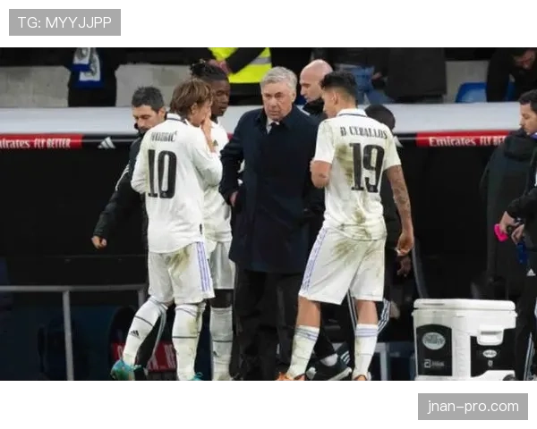 卡马文加被高估了吗？——防守覆盖能力与进攻贡献的深度解析